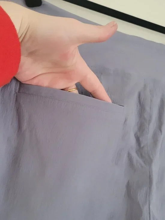 Athleta | Nylon-spandex zip-pocket shorts | Dusty Blue/Gray | Size 12 - Picture 5 of 11